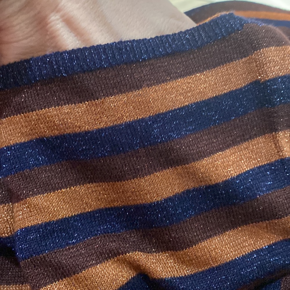 ❌SOLD❌Gray Blush Parisian Stories Boutique Metallic Striped Sweater💙🧡🖤 - Picture 6 of 8